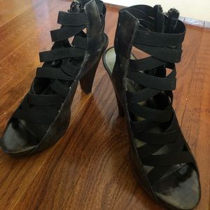 Nicole Miller black gladiator heels